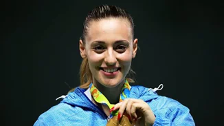 Άννα Κορακάκη: Η χρυσή Ολυμπιονίκης που έσπασε τα ρεκόρ!