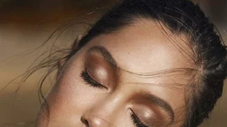 Το καλοκαίρι είναι ακόμα εδώ: Με αυτές τις beauty συμβουλές θα το νιώσεις κι εσύ!