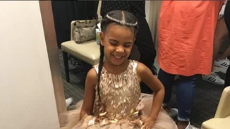 Blue Ivy: Αρνείται να φωτογραφηθεί στο κόκκινο χαλί και μας χαρίζει το πιο χαριτωμένο βίντεο!