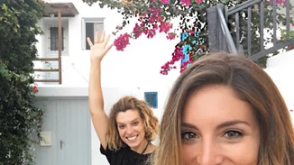 Αθηνά Οικονομάκου - Σύλβια Δεληκούρα: Παρέα στη Μύκονο