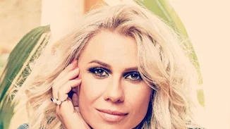 Κατερίνα Καραβάτου: Η συγκινητική ζωγραφιά με τις ευχές που έφτιαξε η κόρη της