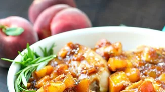 Κοτόπουλο με ροδάκινα από την εξωτική κουζίνα της Νοτίου Αμερικής