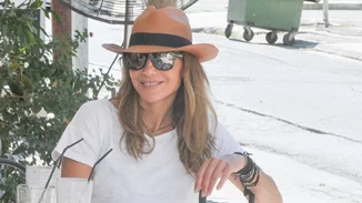 Δέσποινα Βανδή: Χαλαρές στιγμές με το πιο cool casual outfit