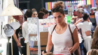 Βάσω Λασκαράκη: Βόλτες με την κόρη της Εύα