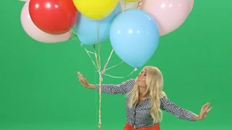 Το Πρω1νό: Φωτογραφίες από τα γυρίσματα του trailer με τη Φαίη Σκορδά