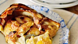 Clafoutis Ροδάκινο: Το καλοκαιρινό γλυκό που λατρεύουν οι Γαλλίδες!