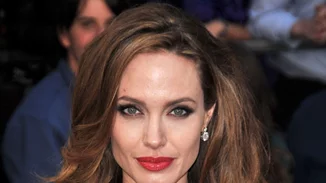 Angelina Jolie: Το ιστορικό της πολυτάραχης προσωπικής της ζωής