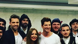 Σάκης Ρουβάς: Χορεύει συρτάκι στο Κρεμλίνο!