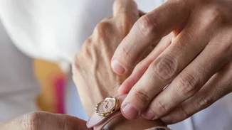 Βρεθήκαμε στην παρουσίαση του νέου Pink Ribbon Bracelet: Όλες οι φωτογραφίες