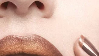 #maniMonday: Συνδύασε το manicure με το κραγιόν σου!