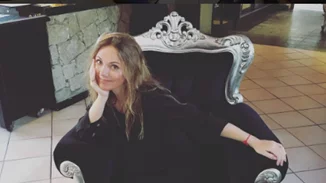 Geri Halliwell: Μας δείχνει για πρώτη φορά τη φουσκωμένη κοιλίτσα της!