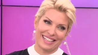 Ελένη Μενεγάκη: Έτσι περνά το Σαββατοκύριακό της (φωτογραφίες)