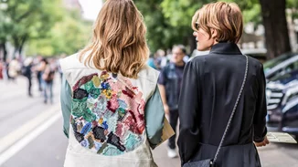 Fashion Week Street Style: 30+ εικόνες από τις Εβδομάδες Μόδας, που δεν έχεις ξαναδεί