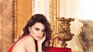 Carpisa: Η Χριστουγεννιάτικη σεζόν ξεκινά με μία υπέροχη καμπάνια