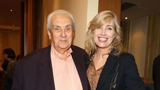 Δημήτρης Κοντομηνάς: Η σπάνια δημόσια εμφάνιση με τη συνοδό του, Λώρη