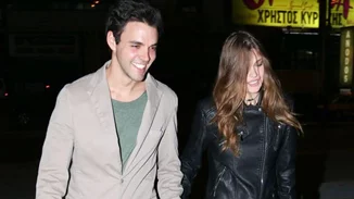 Κλέλια Ανδριολάτου - Ρένος Ρώτας: Βραδινή έξοδος για το ερωτευμένο ζευγάρι