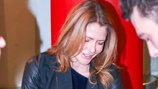 Τζένη Μπαλατσινού: Στο θέατρο με γνωστό συνεργάτη της