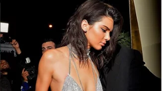 Kendall Jenner: Έκλεισε τα 21 της χρόνια αντιγράφοντας την Paris Hilton