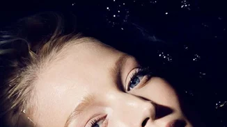 Βαριέσαι να καθαρίζεις το πρόσωπό σου; Κι όμως, η διαδικασία αυτή ποτέ δεν ήταν πιο εύκολη!