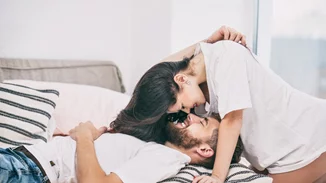 Αυτά είναι όσα σε κάνουν ακαταμάχητη σε εκείνον