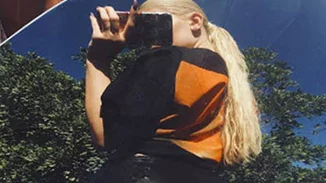 Η Kylie Jenner είναι sexy ακόμη και με τα ρούχα της!