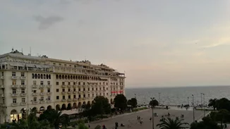 Η αξία της φωτογραφίας: Χάνεις τη στιγμή ή κρατάς μια ανάμνηση;