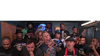 Δες τους Metallica να παίζουν με...παιδικά μουσικά όργανα