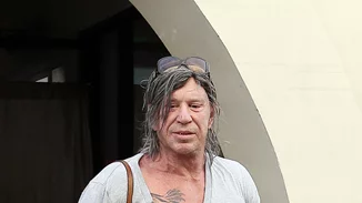 Man of God | Ο Mickey Rourke στην Ελλάδα για γυρίσματα