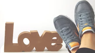 Saucony Originals: Aυτά είναι τα πιο stylish sneakers!