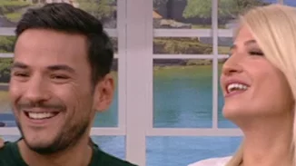 Φαίη Σκορδά: Η ερώτηση στον Κώστα Τσουρό για την ερωτική του ζωή που τον έφερε σε αμηχανία