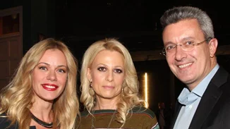 Ποιοι επώνυμοι βρέθηκαν στην επίσημη πρεμιέρα του Λάκη Λαζόπουλου!