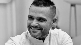 Διονύσης Αλέρτας: «Με έχουν πει γκει, με έχουν πει Αλβανό…»