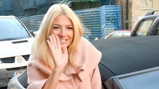 Φαίη Σκορδά: Σε χριστουγεννιάτικο bazaar