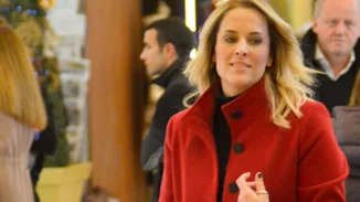 Έλενα Ασημακοπούλου: Μαζί με την κόρη της για ψώνια σε γνωστό εμπορικό κέντρο