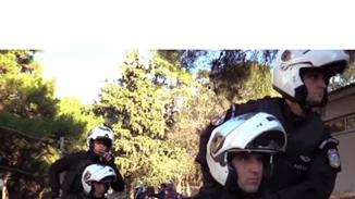 Η ελληνική αστυνομία έκανε Mannequin Challenge (βίντεο)