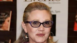 Carrie Fisher: Υπέστη καρδιακό επεισόδιο κατά τη διάρκεια πτήσης