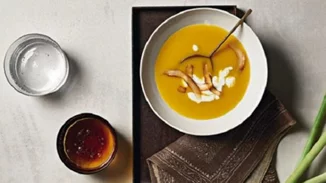 Κολοκυθόσουπα βελουτέ με λεμονόχορτο (η πιο yummy χειμερινή συνταγή)