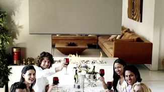 Πώς θα στήσεις χωρίς κόπο ένα εορταστικό δείπνο