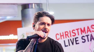 Stan: Δες φωτογραφίες από το Christmas Live Stage με τον Λάμψη 92,3