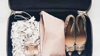 Αυτά τα 3 (και μόνο) beauty προϊόντα είναι όλα χρειάζεσαι για τις γιορτές!