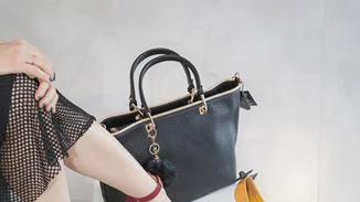 Miss Chic: Αυτό είναι το νέο αγαπημένο fashion spot της fashion blogger!