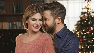 Γιάννης Βαρδής - Νατάσσα Σκαφίδα: Φωτογραφίζονται με την μόλις 7 μηνών κορούλα τους