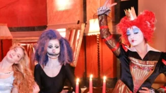 To Gin Hendrick's μας μεταφέρει στη «Χώρα των Θαυμάτων»