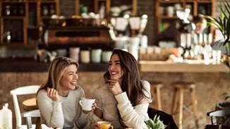 5 πράγματα που δεν πρέπει ποτέ να πεις στην κολλητή σου