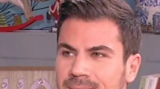 Άκης Πετρετζίκης: Η τηλεοπτική συνάντηση με τη Φαίη Σκορδά, τέσσερα χρόνια μετά το τέλος της συνεργασίας τους