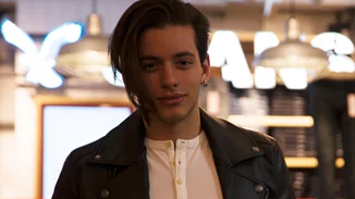 American Eagle Outfitters: 10 Days of Christmas Gifting με τους αγαπημένους μας influencers!