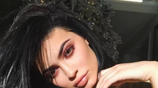 Kylie Jenner: Οι φωτογραφίες που επιβεβαιώνουν τις φήμες για πλαστική στήθους