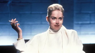 Βασικό Ένστικτο: Η πιο σέξι σκηνή της ταινίας αναβιώνει μέσα από το Love Advent Calendar