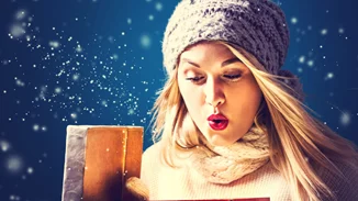 Αυτός θα είναι ο πιο ακαταμάχητος beauty πρωταγωνιστής των Χριστουγέννων