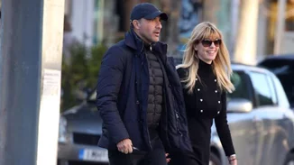 Νίκος Αλιάγας - Τίνα Γρηγορίου: Βόλτα στην Γλυφάδα για το ζευγάρι